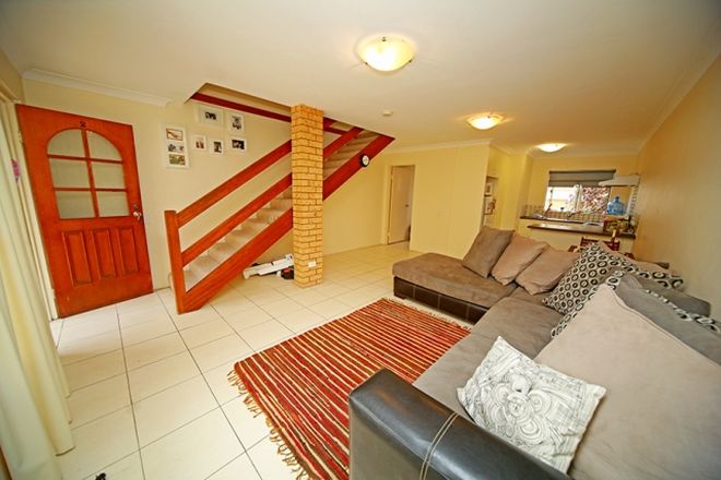 Picture of 2 'Marabou' 1 Miami Key, BROADBEACH QLD 4218