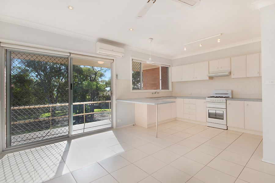 4/38 Henry Street, Merewether NSW 2291, Image 1