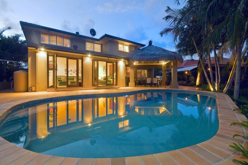 22 Martingale Circuit, Clear Island Waters QLD 4226