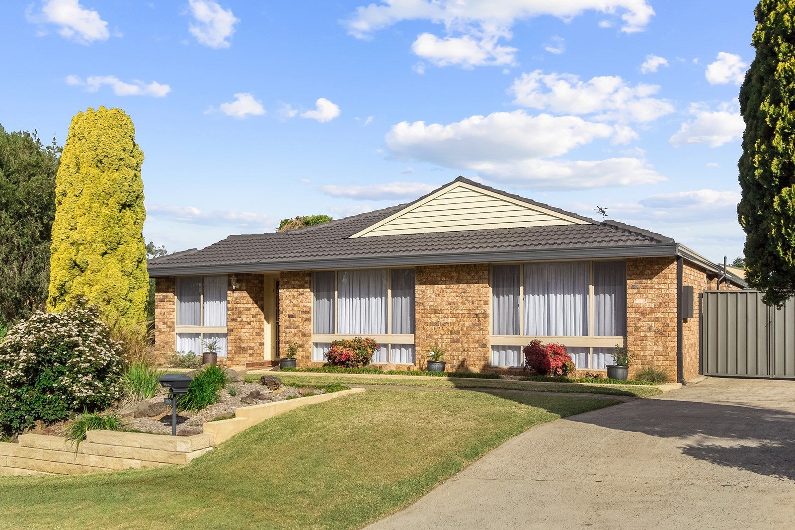 10 Jamberoo Place, Bangor NSW 2234, Image 2