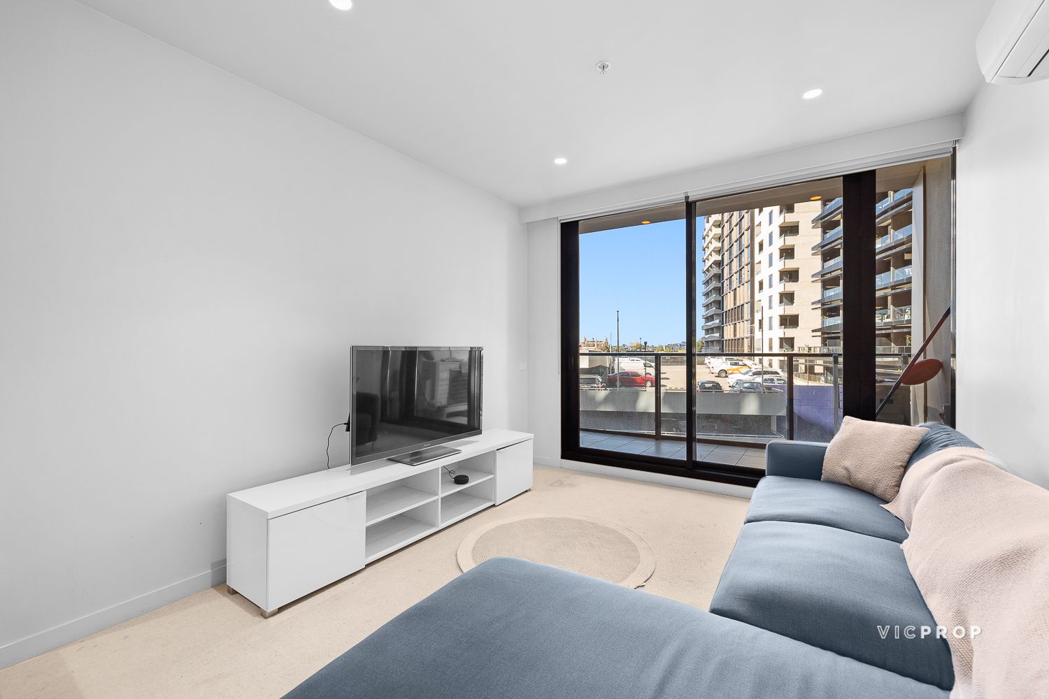 709/8 Daly Street, South Yarra VIC 3141, Image 1