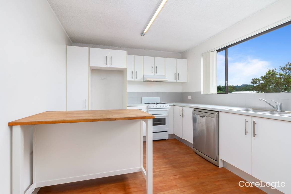2/24 Terrace Street Toowong 4066 - Image 3