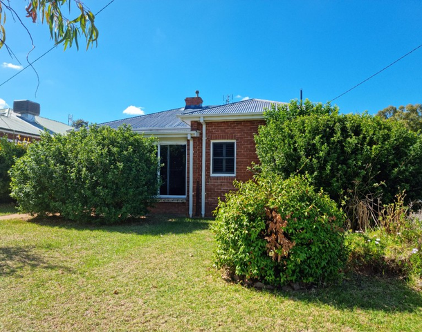 133 Currajong Street, Parkes NSW 2870