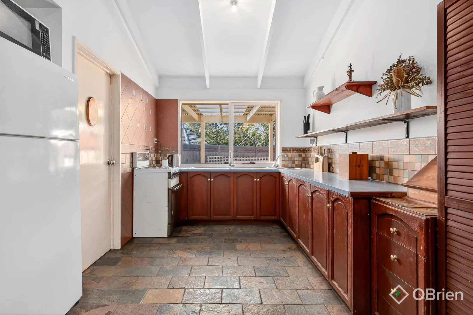 Additional image 4 of 32 Montrose Avenue, Somerville VIC 3912