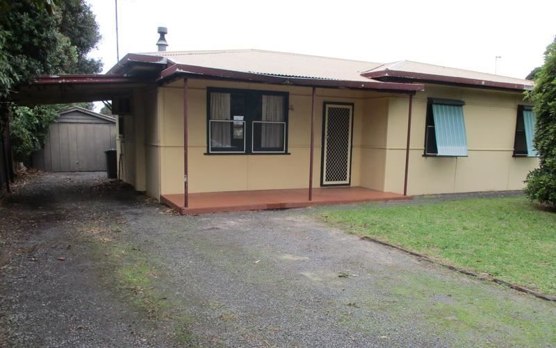 13 Oval Road, Victor Harbor SA 5211 House For Rent Domain