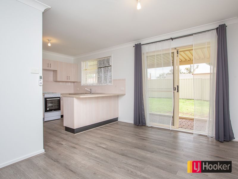 22 Dewhurst Street, West Tamworth NSW 2340, Image 2