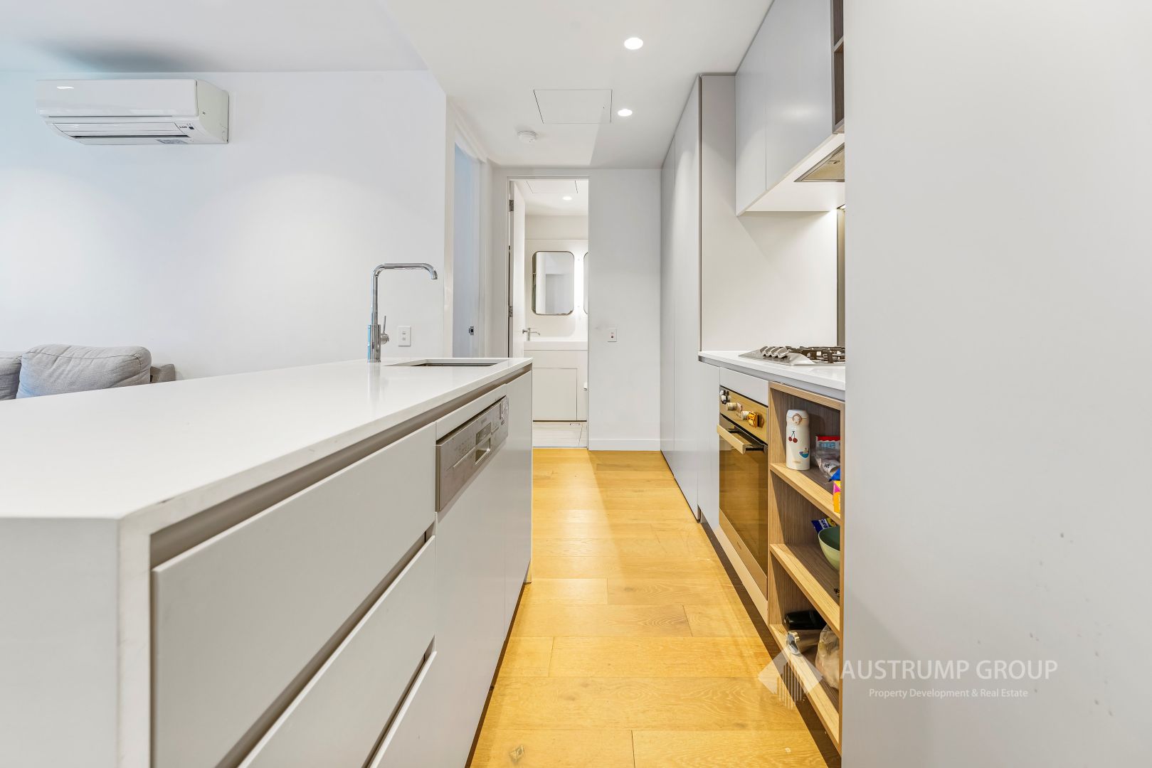 4305/462 Elizabeth Street, Melbourne VIC 3000, Image 2