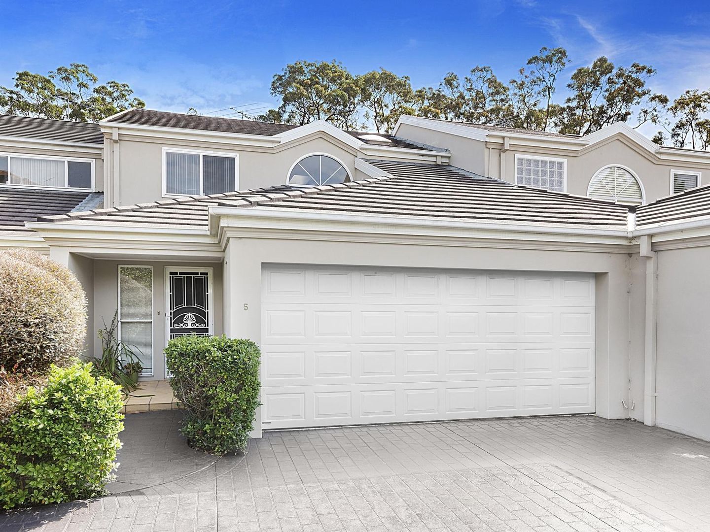 5/2840 Berry Grove, Menai Property History & Address Research Domain
