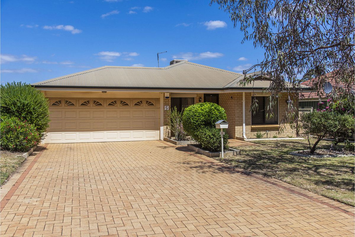 5 Chiltern Avenue, Brookdale WA 6112, Image 1