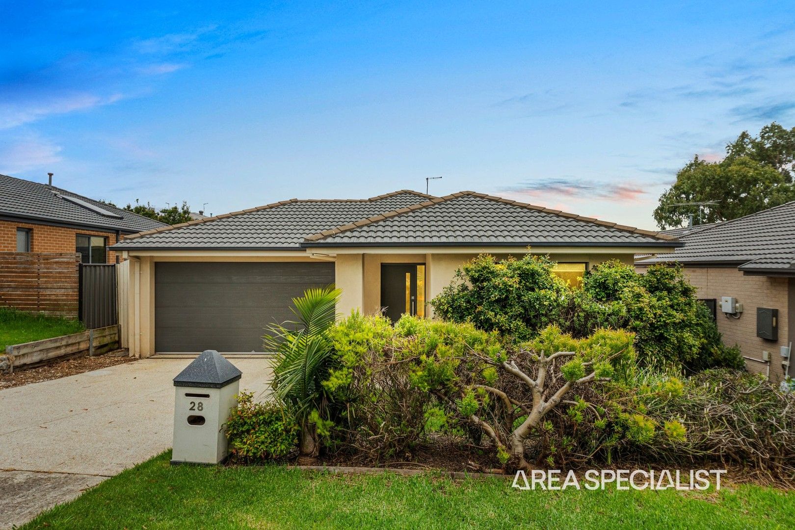 28 Bonneville Parade, Pakenham VIC 3810, Image 0