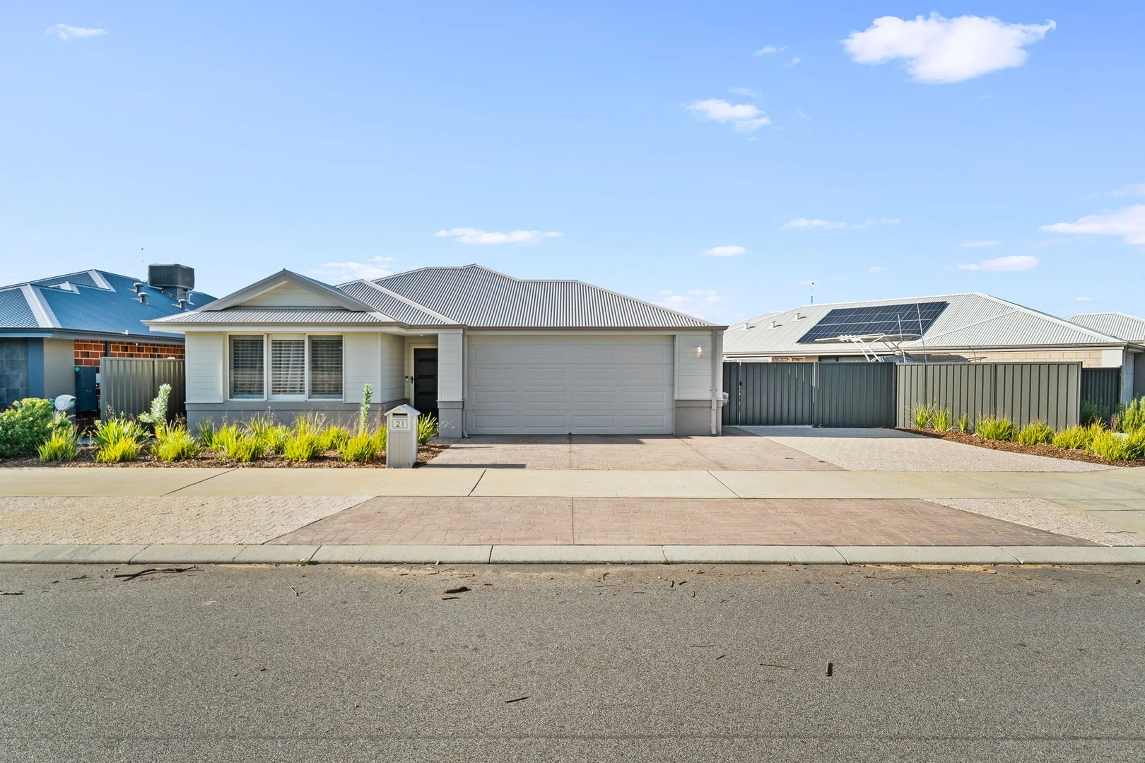 21 Waardong Court, Halls Head WA 6210