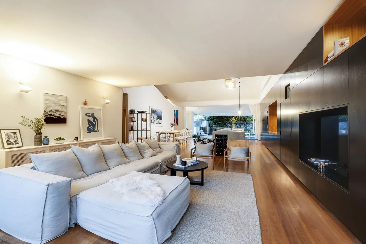 Additional image 2 of 8 Brighton Parade, Southport QLD 4215