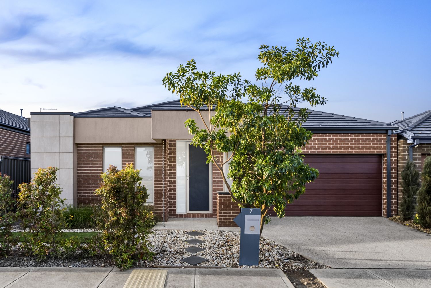 4 bedrooms House in 7 Serra Way FRASER RISE VIC, 3336