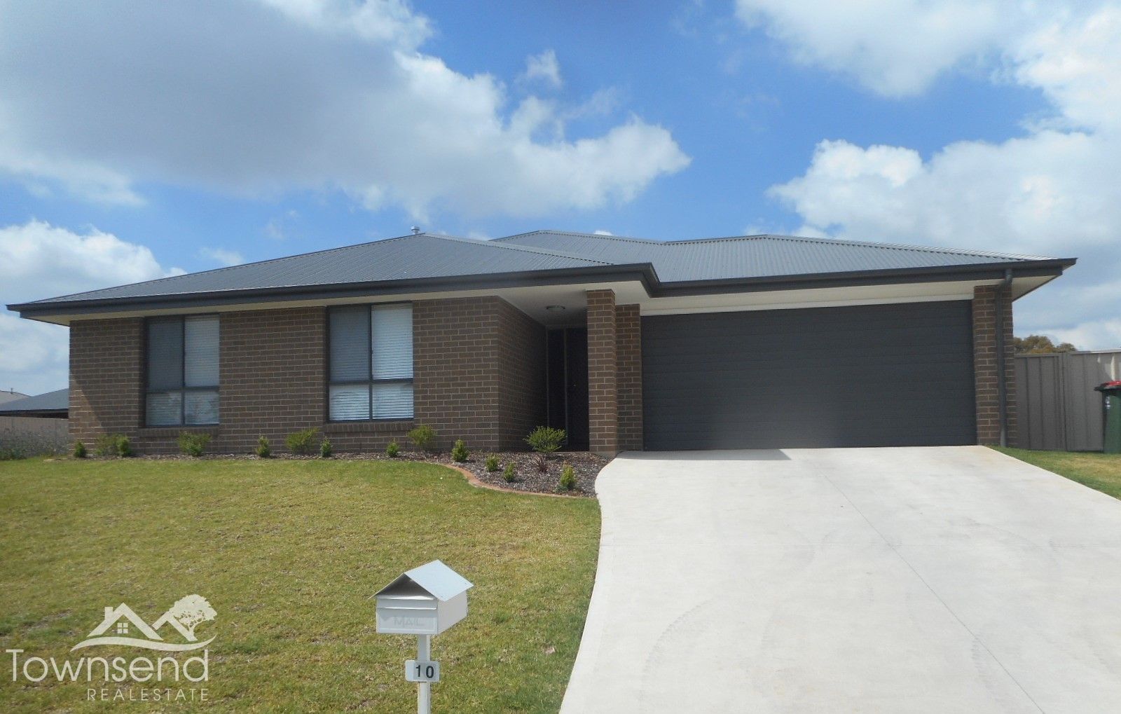 4 bedrooms House in 10 Newport Street ORANGE NSW, 2800