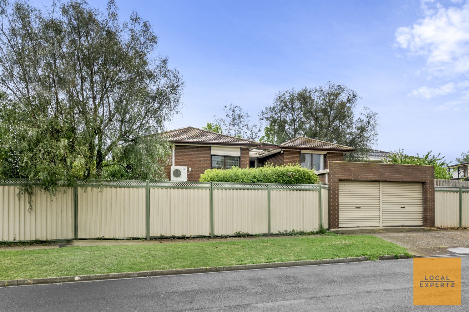 10 Manson Drive, Melton South VIC 3338, Image 0