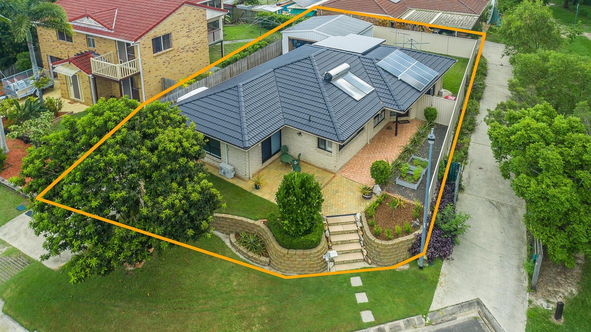 7 Mangrove Court, Rothwell QLD 4022, Image 2