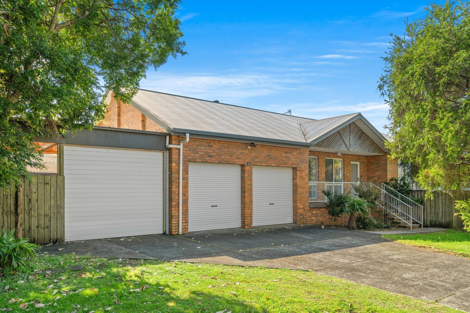 4 bedrooms House in  POINT CLARE NSW, 2250