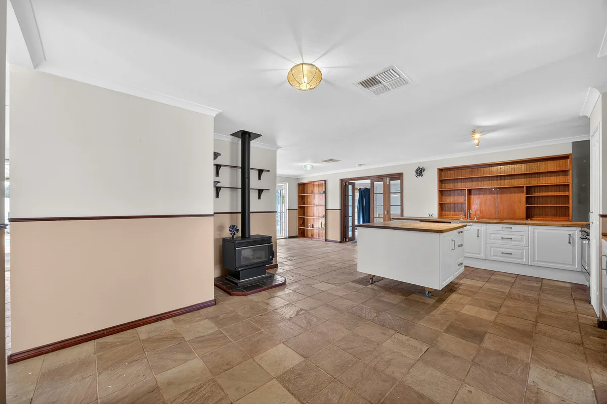 Additional image 7 of 70 The Avenue, Warnbro WA 6169