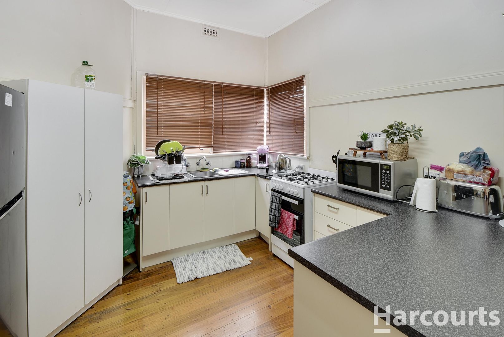 19 Hazel Street, Horsham VIC 3400, Image 1