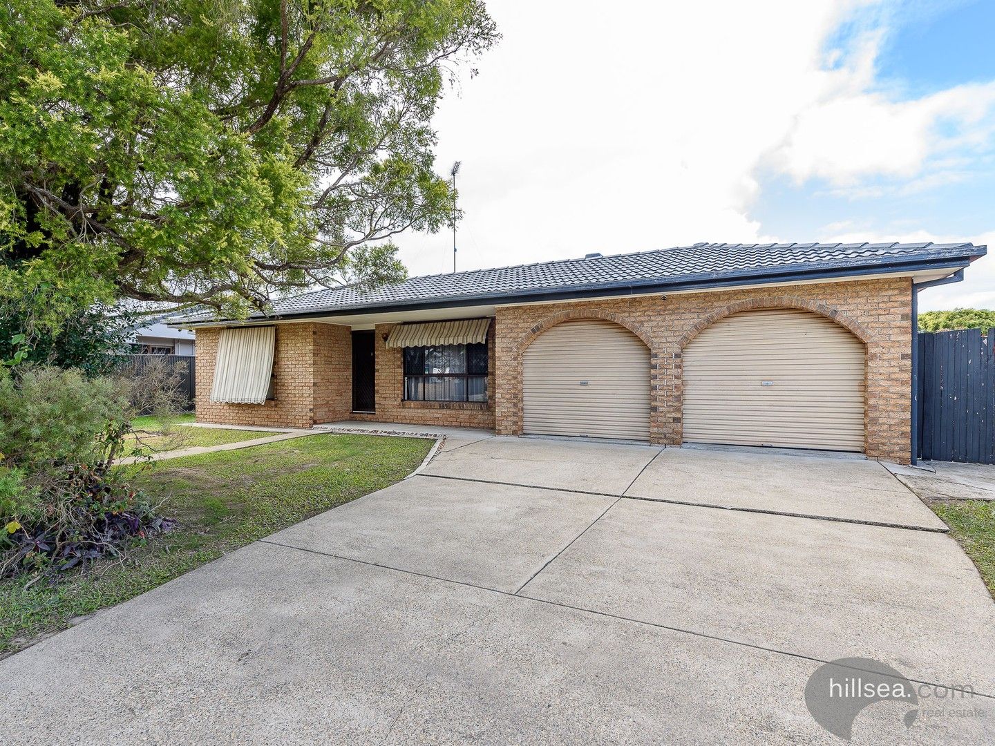 3 bedrooms House in 7 Minden Crescent HELENSVALE QLD, 4212