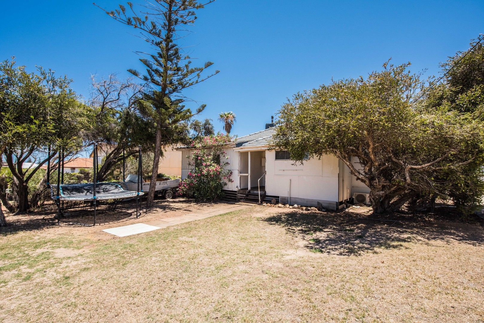 21 Dampier Street, Beachlands WA 6530, Image 0