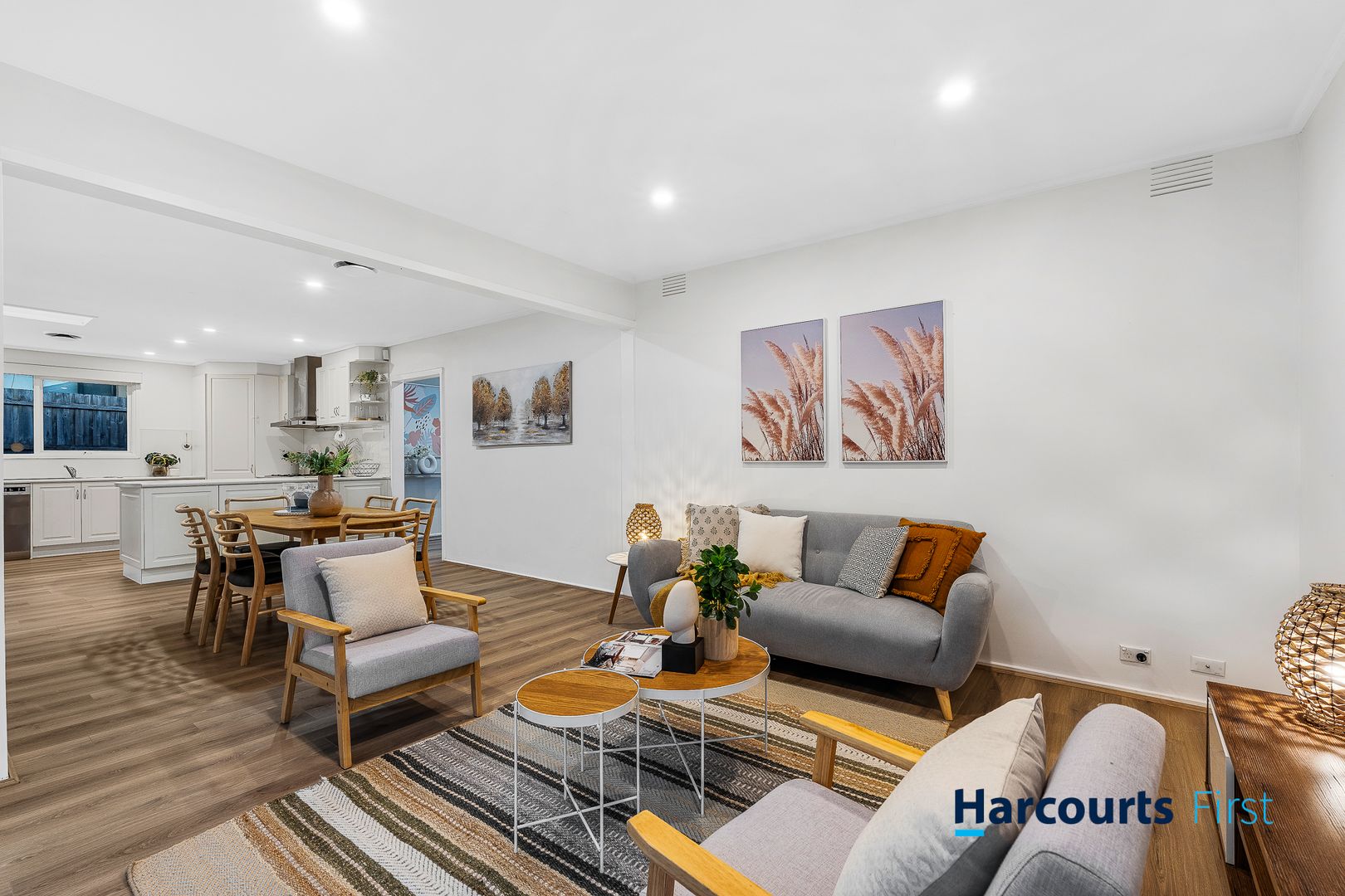 1 Hertford Court, Wantirna South VIC 3152, Image 2