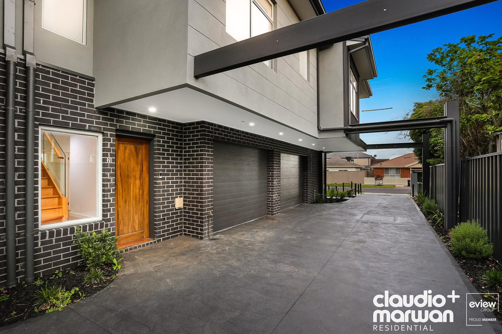 2/4 Glenroy Road, Glenroy VIC 3046, Image 0