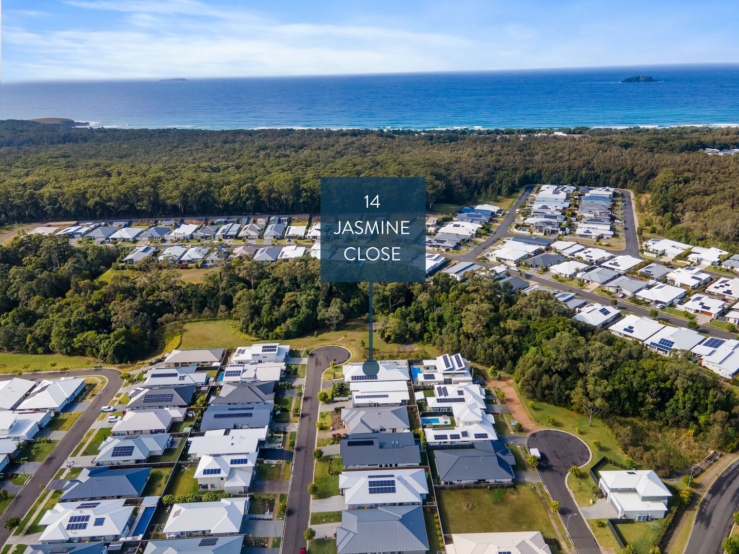 14 Jasmine Close, Sapphire Beach NSW 2450, Image 2