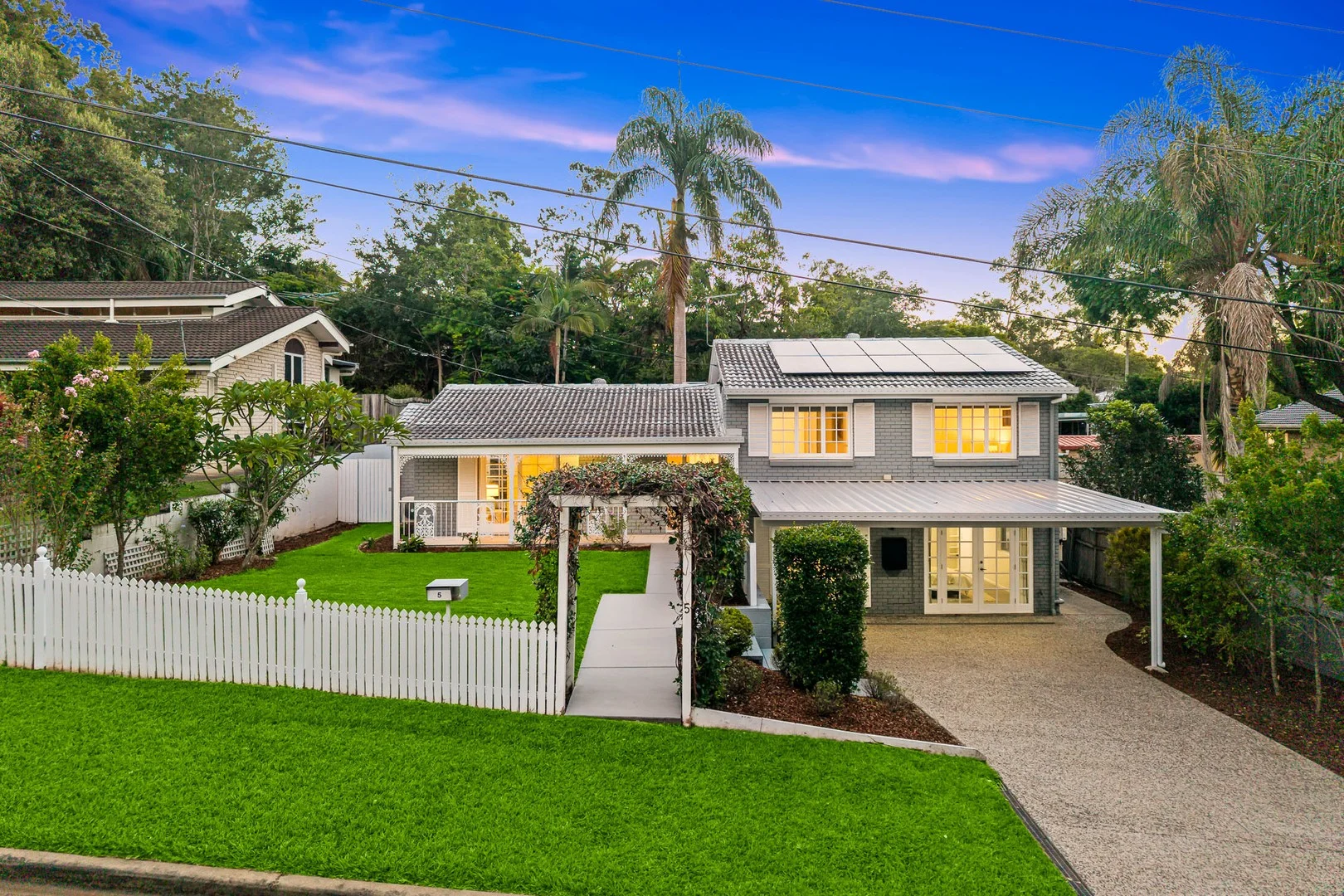 Primary image of 5 Stardust St, Kenmore QLD 4069