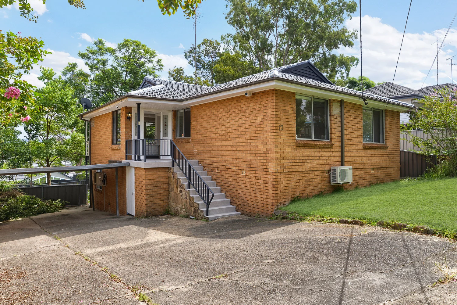 13 Hillcrest Avenue, Penrith NSW 2750