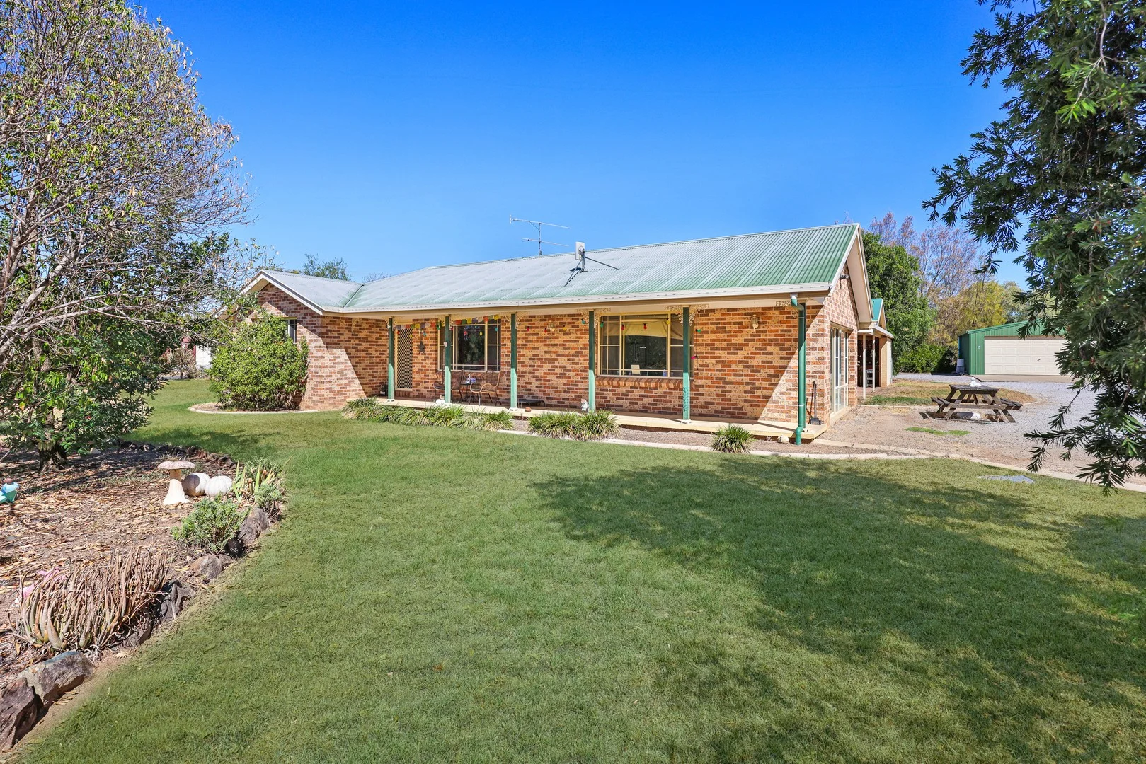 37 Pages Lane, Tamworth NSW 2340