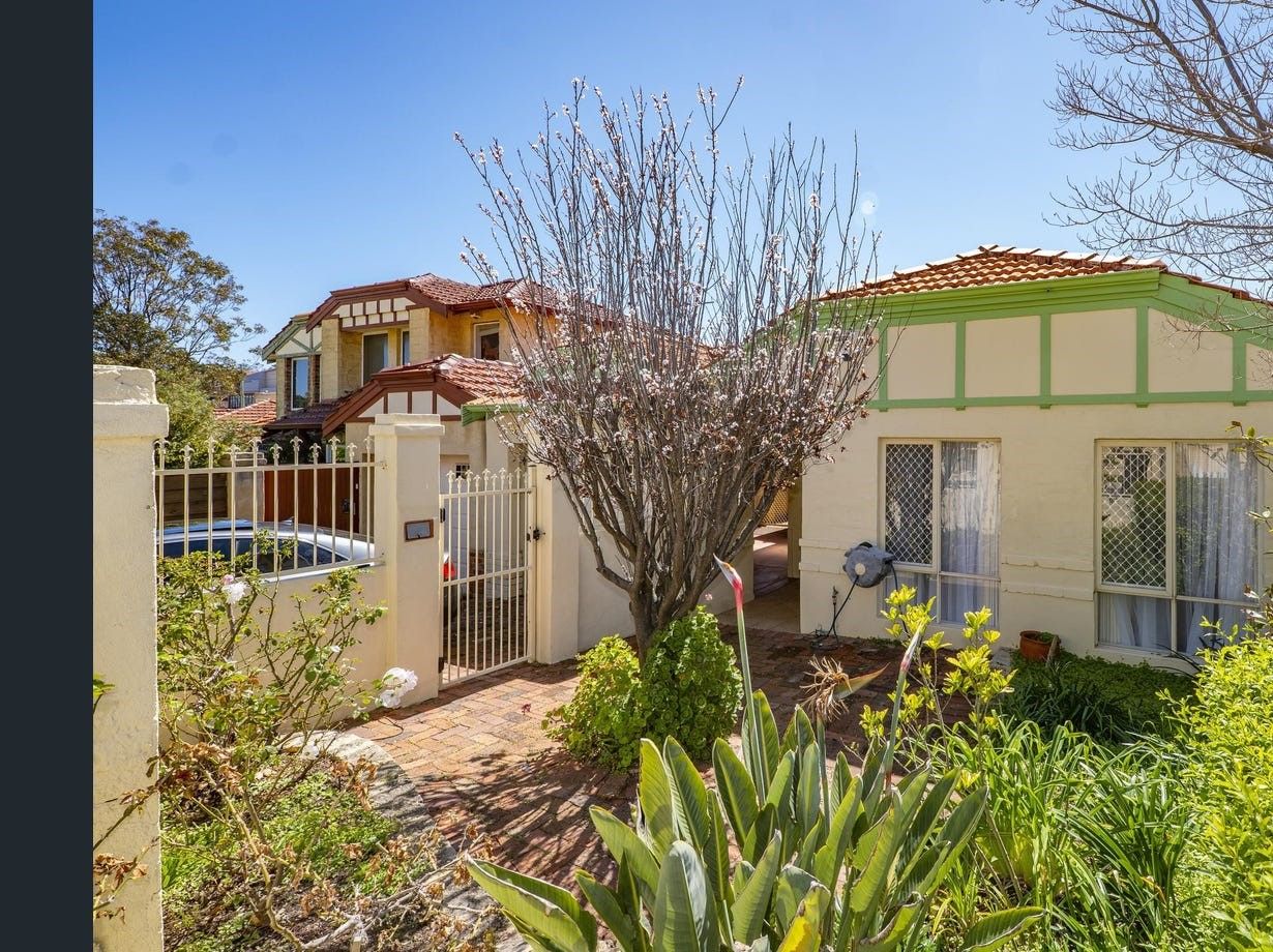 3 bedrooms House in 4/25 Barnfield Road CLAREMONT WA, 6010