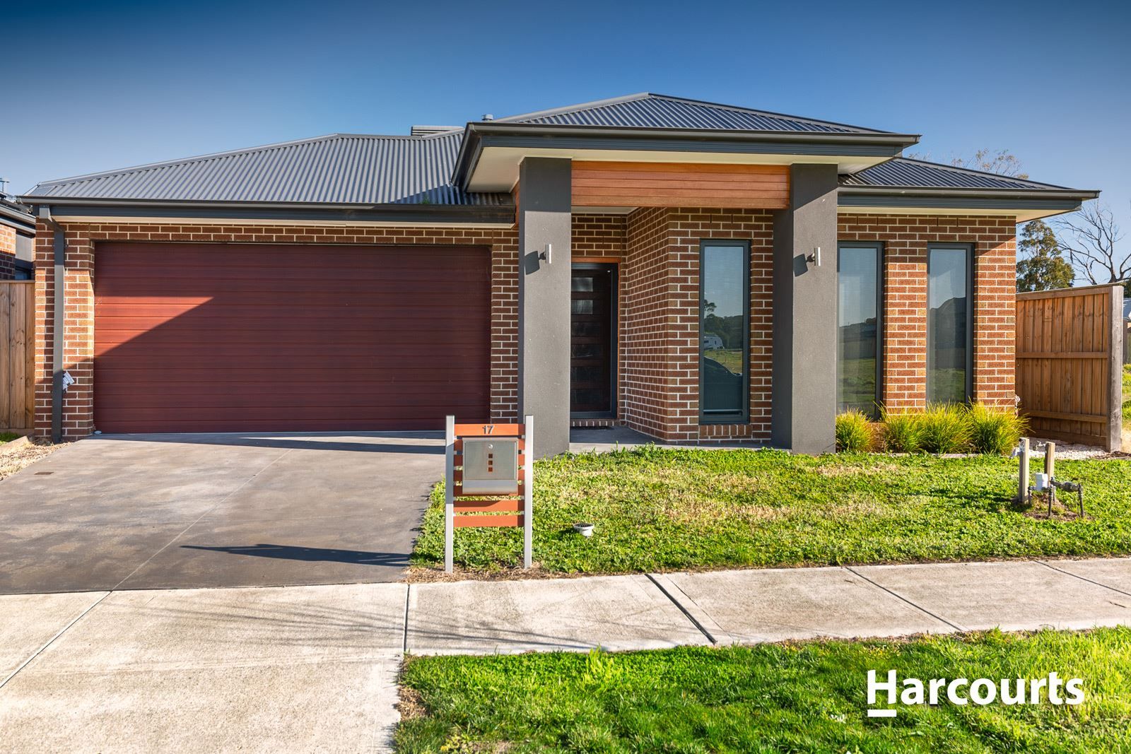 17 Monica Way, Beaconsfield VIC 3807