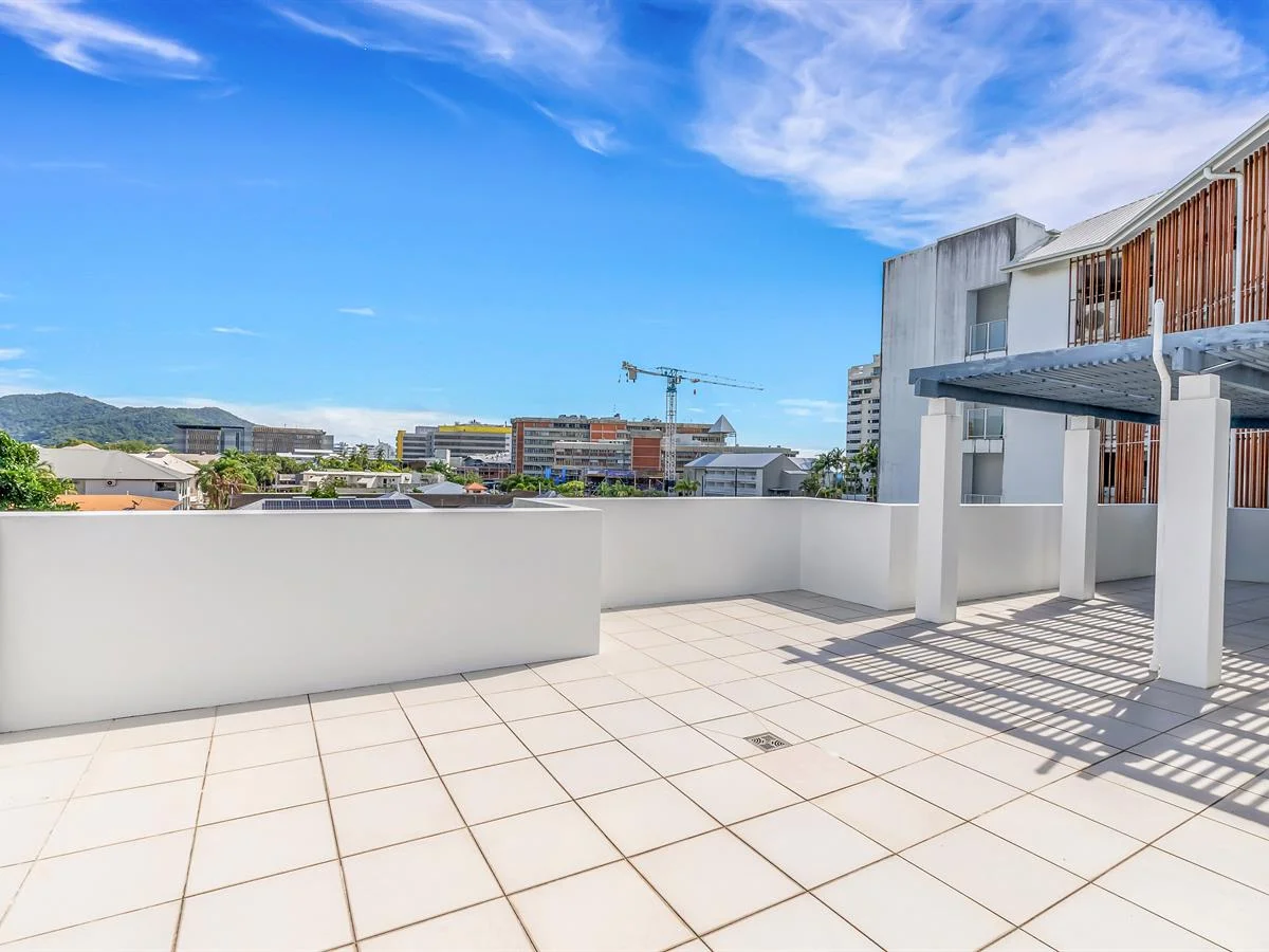 Additional image 11 of 2/199-201 Lake Street, Cairns North QLD 4870