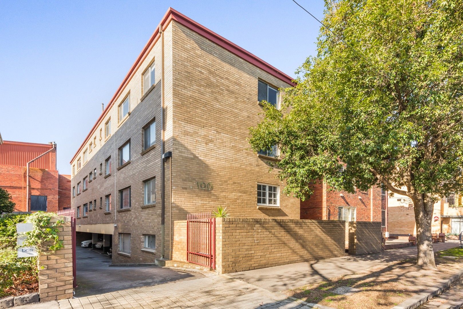 2 bedrooms Apartment / Unit / Flat in 7/100 Millswyn Street SOUTH YARRA VIC, 3141