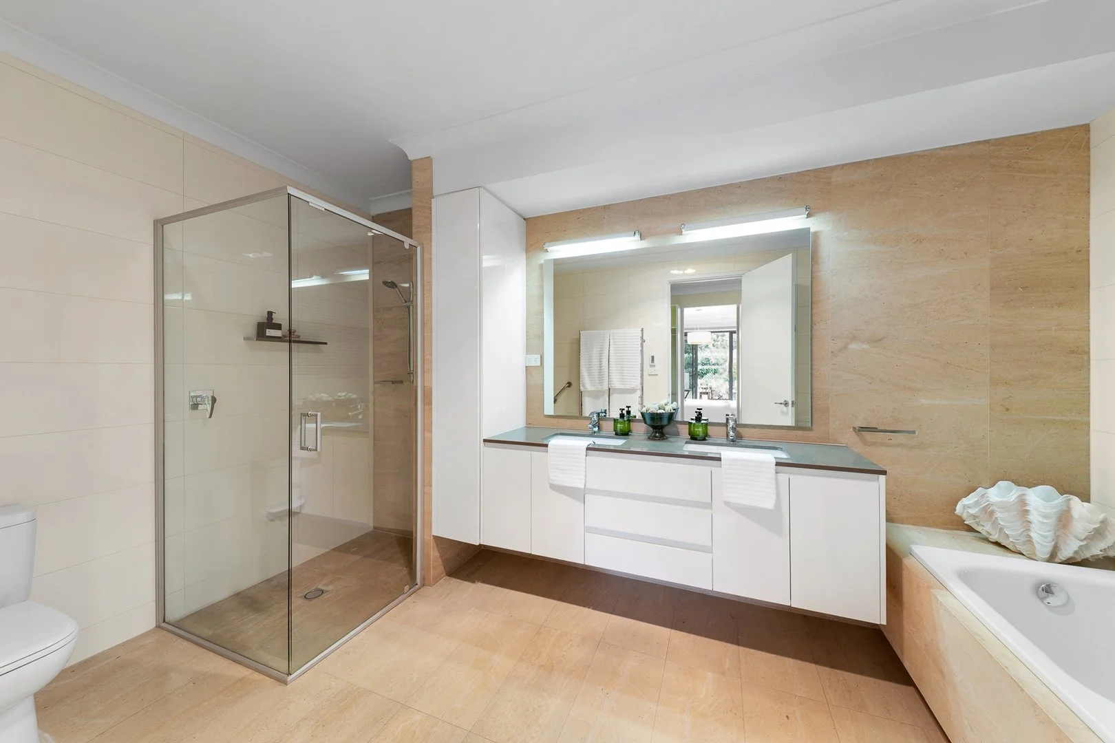 Additional image 18 of 10 Glossop Crescent, Campbell ACT 2612