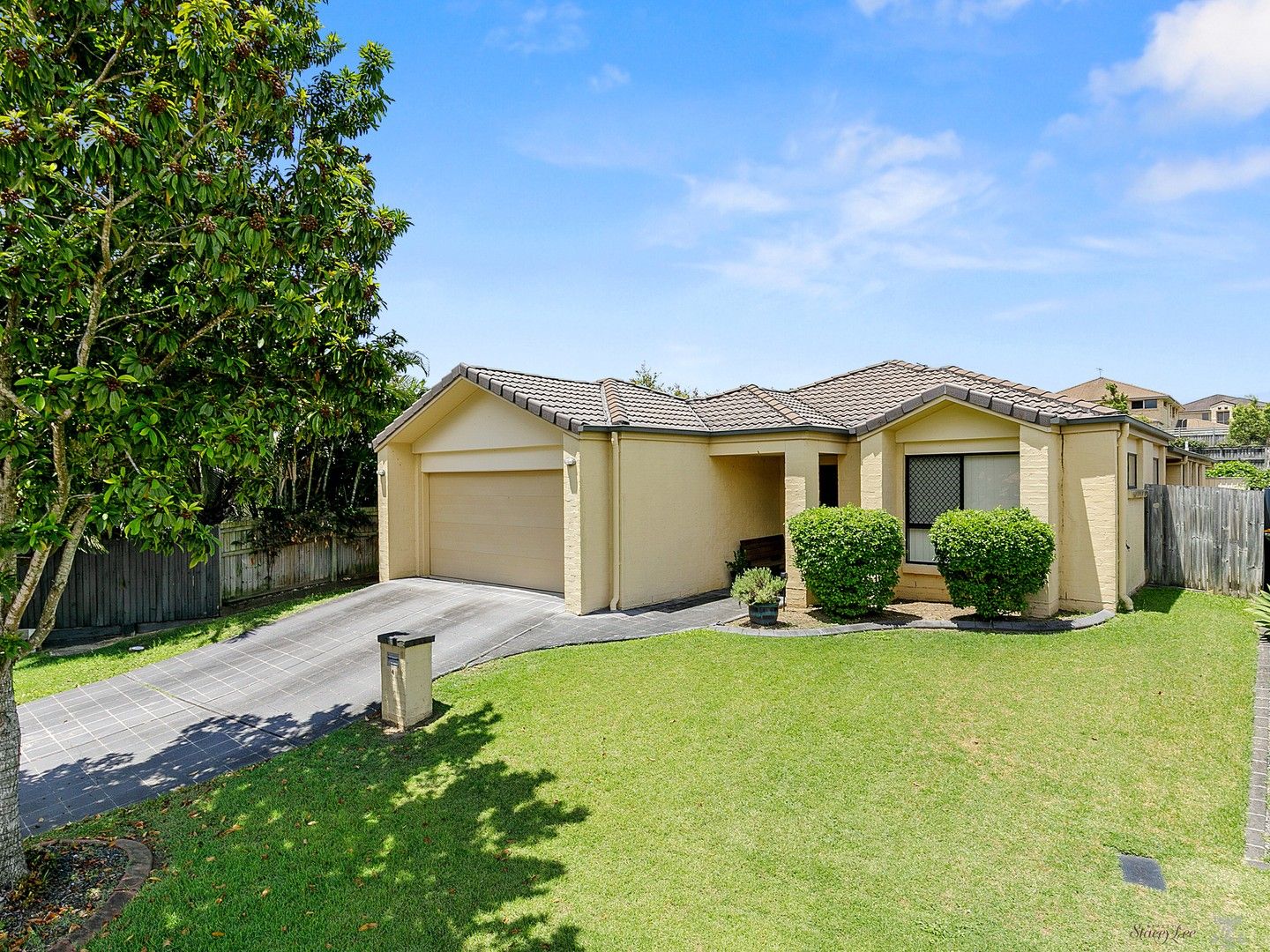 4 Cliff Close, Wakerley QLD 4154, Image 0