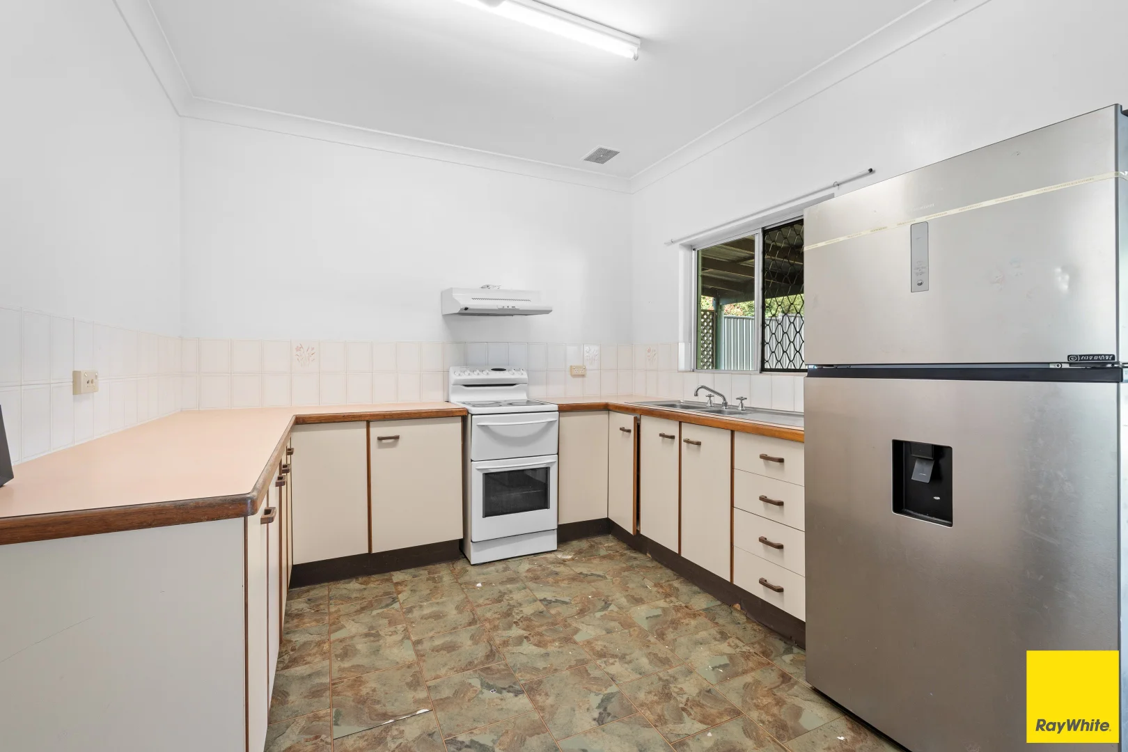 Additional image 3 of 27 Ramsey Drive, Kanimbla QLD 4870
