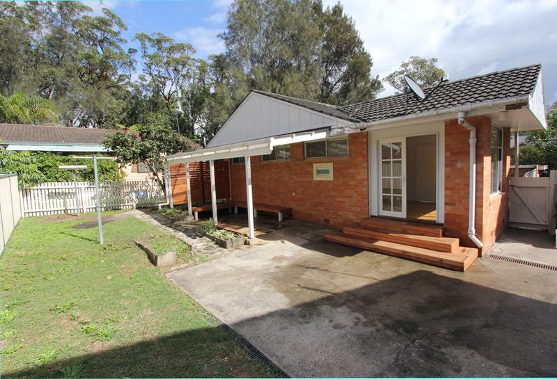 1 bedrooms Duplex in 26A Edgewater Avenue GREEN POINT NSW, 2251
