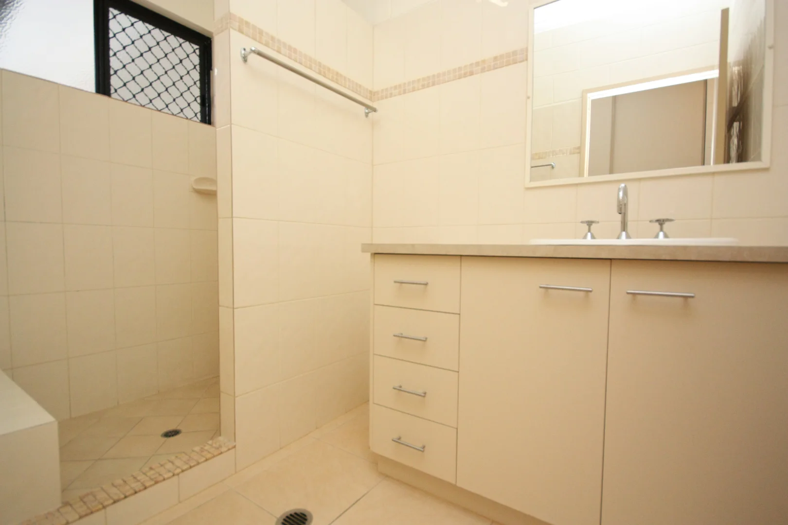 Additional image 6 of 1/11 Olive Street, Manoora QLD 4870