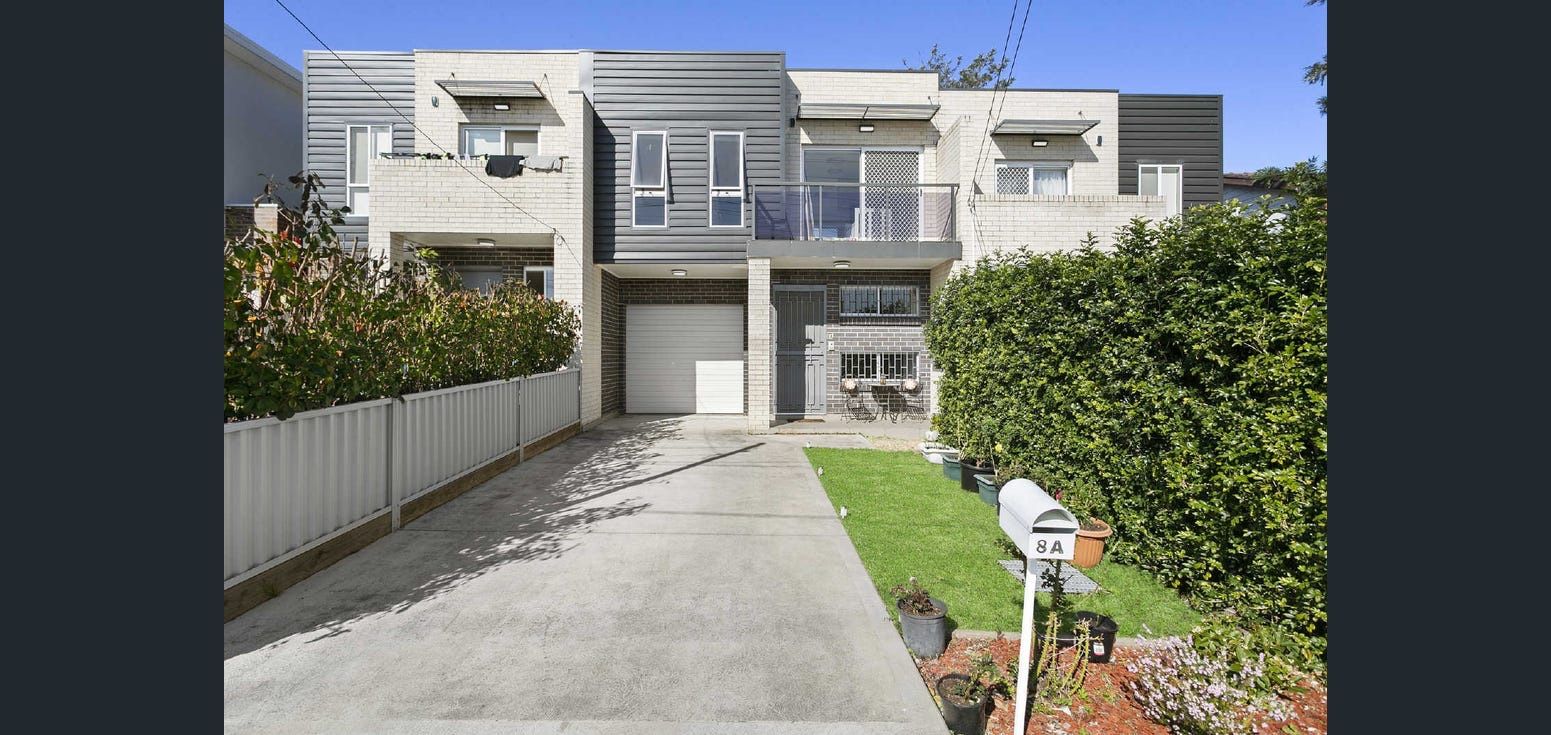 4 bedrooms Duplex in 8A Albert St GUILDFORD NSW, 2161