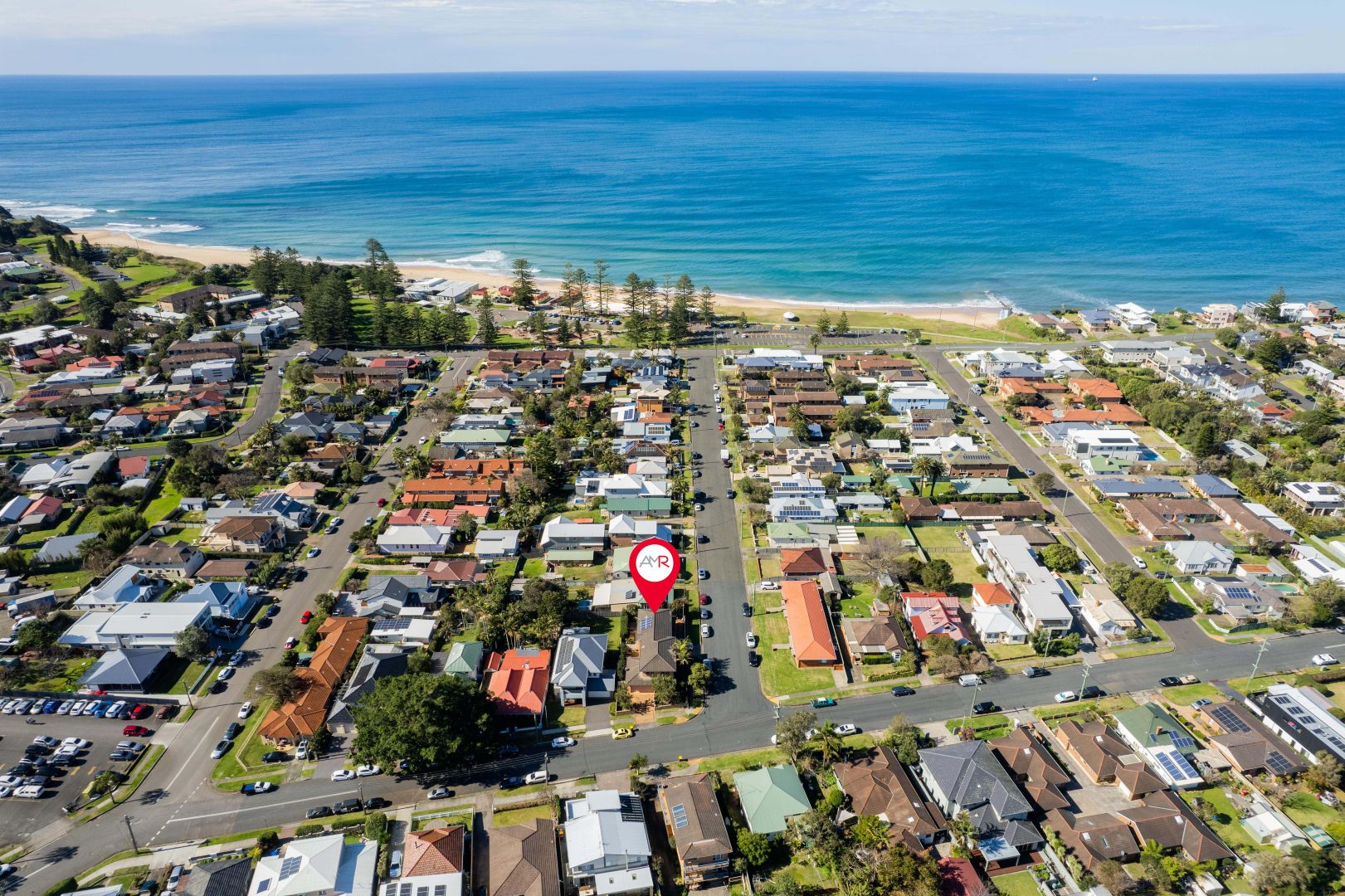 2/11 Mccauley Street, Thirroul Property History & Address Research