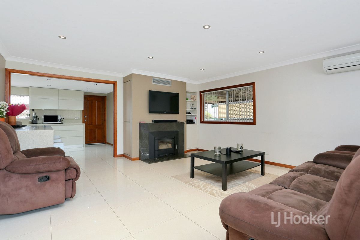 12 Hadrian Avenue, Blacktown NSW 2148, Image 2