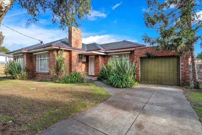 Picture of 46 Wallace Crescent, STRATHMORE VIC 3041