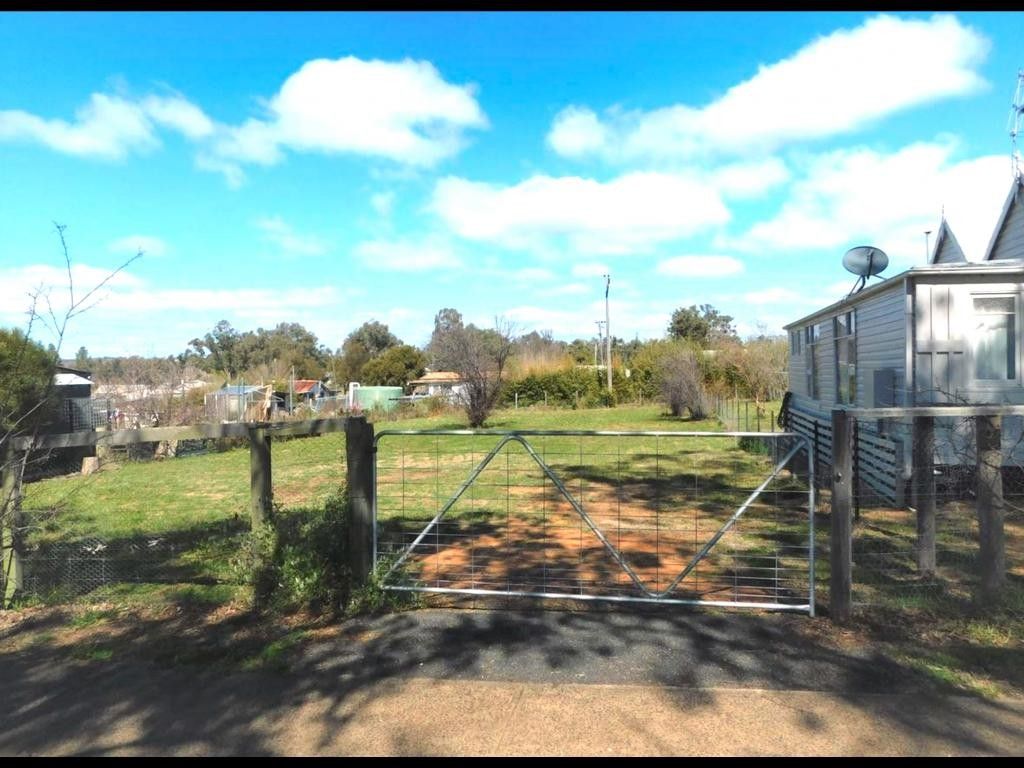 Vacant land in 18 North Street, COONABARABRAN NSW, 2357