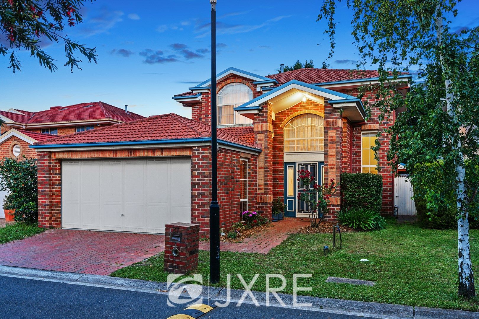 27 Silverwood Way, Glen Waverley VIC 3150, Image 0