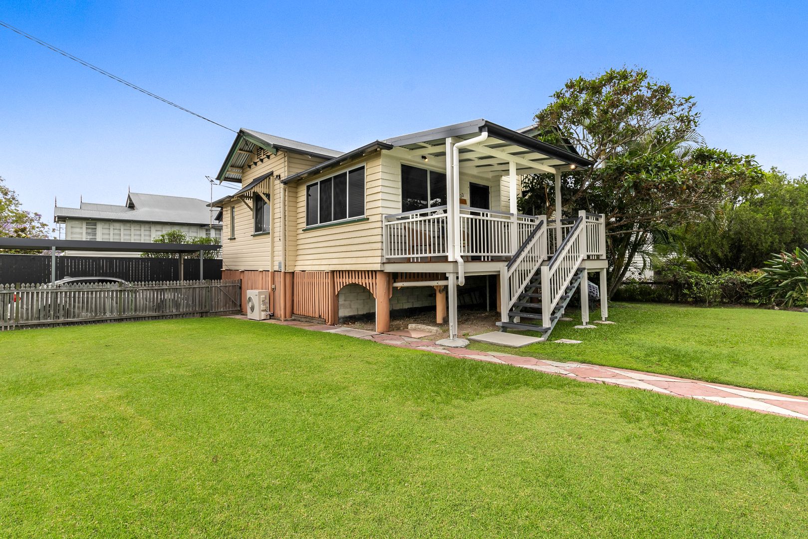 33 Archibald Street, Fairfield QLD 4103, Image 1