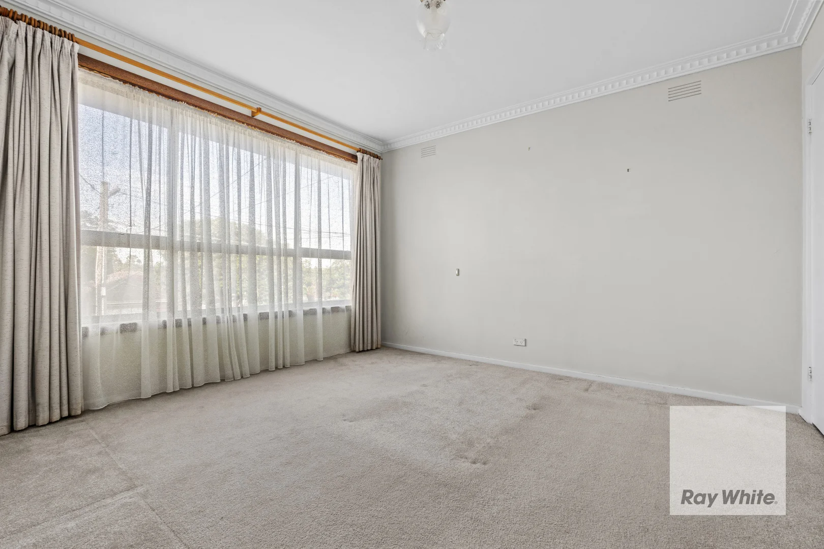 Additional image 5 of 60 Green Avenue, Kingsbury VIC 3083