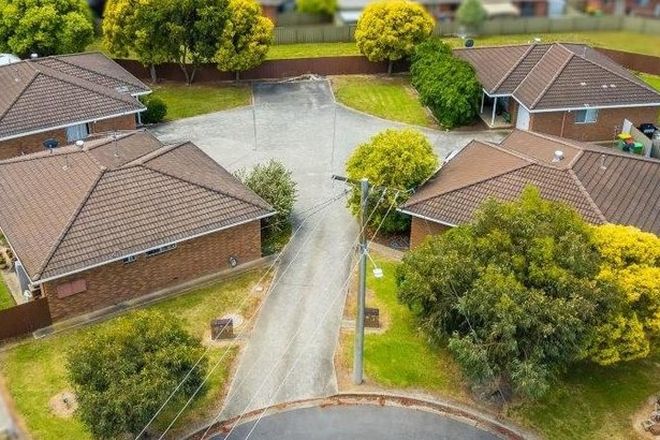 Picture of 10 Glendaloch Court, LAVINGTON NSW 2641