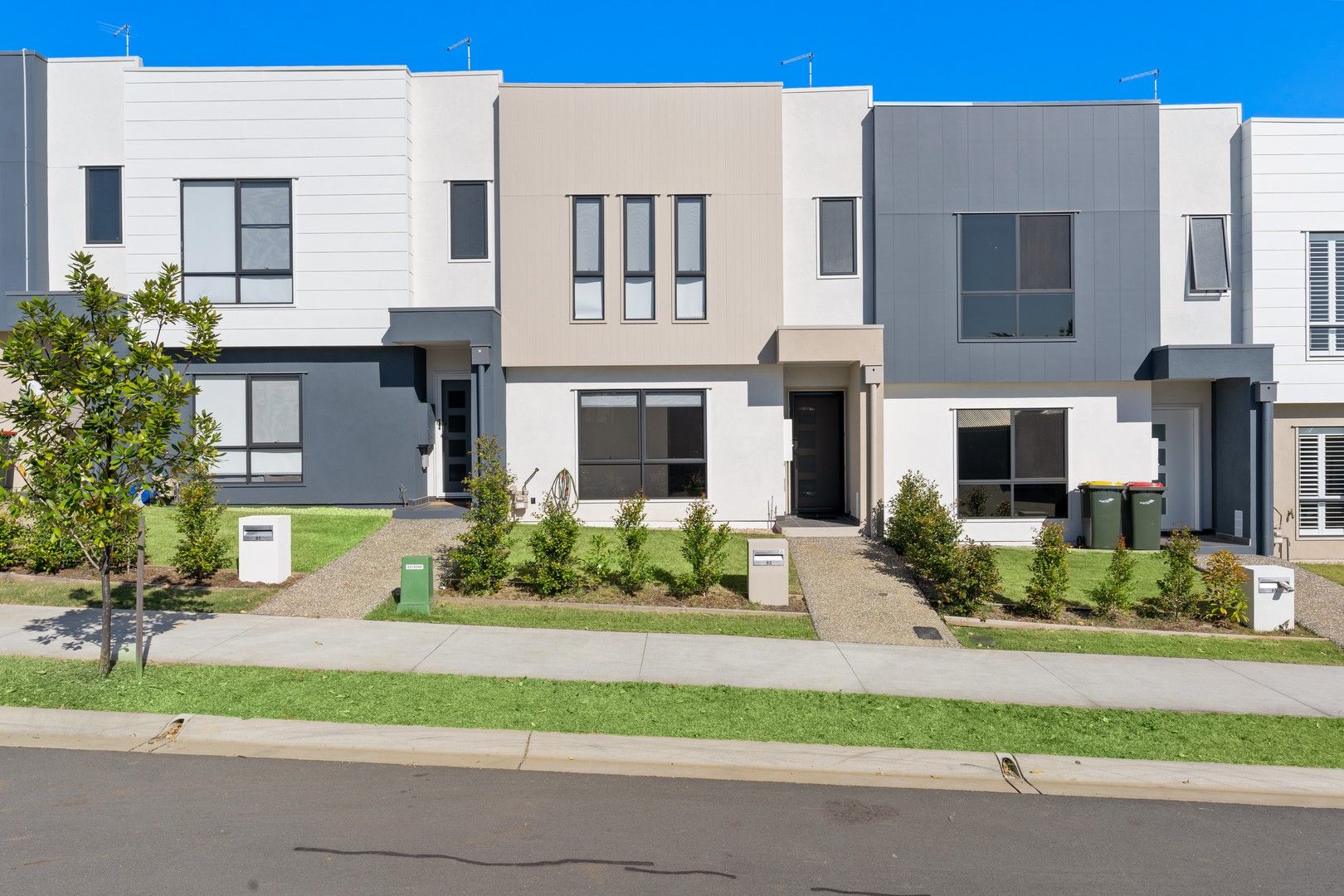 3 bedrooms House in 63 Slutherland Drive STRATHPINE QLD, 4500